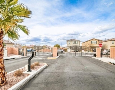 5860 Mia Skye Street - Photo Thumbnail 3