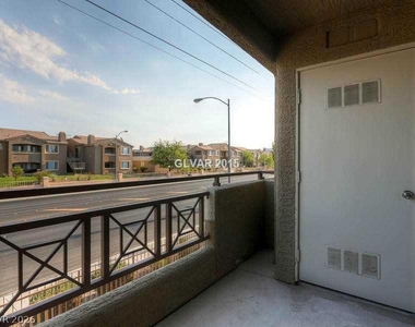 8070 W Russell Road - Photo Thumbnail 10