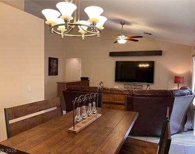 2741 Sungold Drive - Photo Thumbnail 11