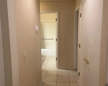 2741 Sungold Drive - Photo Thumbnail 13