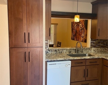 2741 Sungold Drive - Photo Thumbnail 8