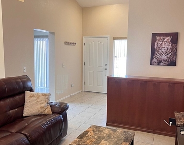 2741 Sungold Drive - Photo Thumbnail 4