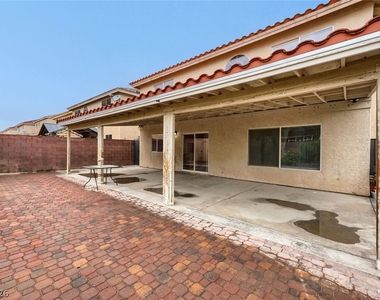 6615 W Camero Avenue - Photo Thumbnail 27