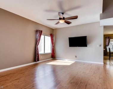 5231 Variety Avenue - Photo Thumbnail 1
