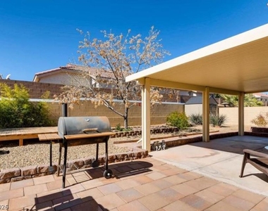 5231 Variety Avenue - Photo Thumbnail 28