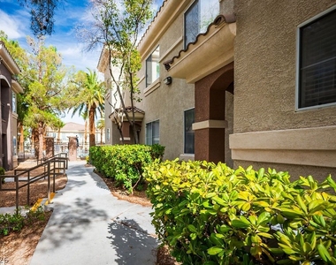 9050 W Warm Springs Road - Photo Thumbnail 3