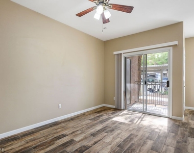 9050 W Warm Springs Road - Photo Thumbnail 4