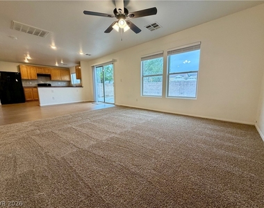 5313 Hollyridge Street - Photo Thumbnail 3