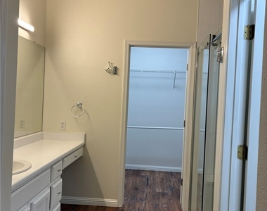 2150 Point Mallard Drive - Photo Thumbnail 33