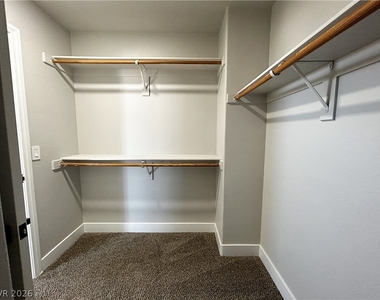 3921 Hampton Grove Court - Photo Thumbnail 30