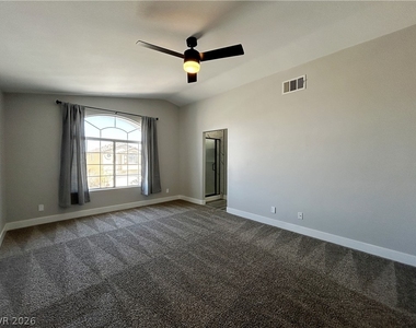 3921 Hampton Grove Court - Photo Thumbnail 25