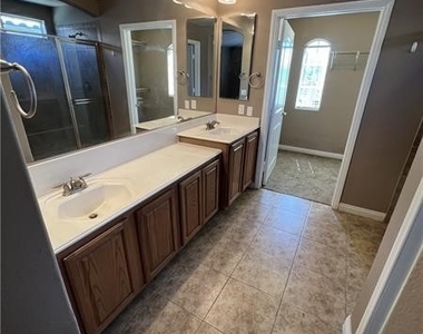 9716 Skiers Chalet Court - Photo Thumbnail 14