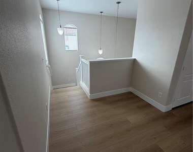 10643 Allegrini Drive - Photo Thumbnail 12