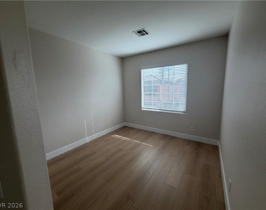 10643 Allegrini Drive - Photo Thumbnail 23