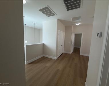 10643 Allegrini Drive - Photo Thumbnail 15