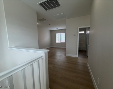 10643 Allegrini Drive - Photo Thumbnail 14