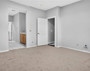 6276 Huntington Ridge Avenue - Photo Thumbnail 27