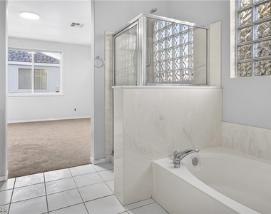 6276 Huntington Ridge Avenue - Photo Thumbnail 20
