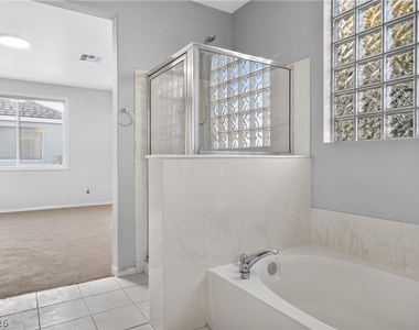 6276 Huntington Ridge Avenue - Photo Thumbnail 19
