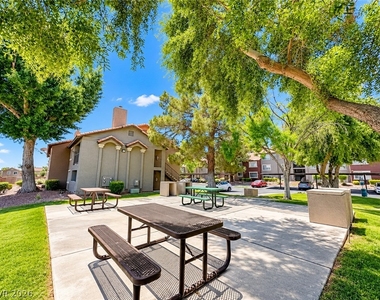 2750 S Durango Drive - Photo Thumbnail 19