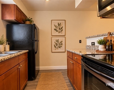 2750 S Durango Drive - Photo Thumbnail 27