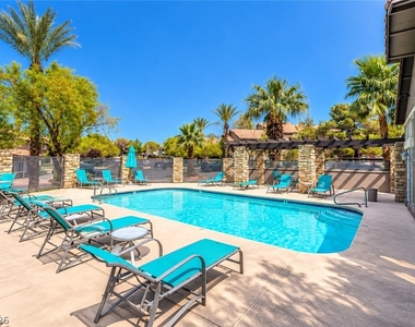 2750 S Durango Drive - Photo Thumbnail 4