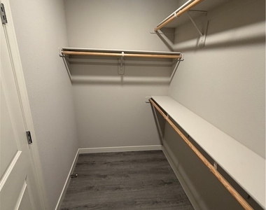 7857 Morganite Avenue - Photo Thumbnail 12