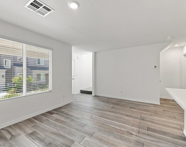 10775 Purdy Court - Photo Thumbnail 4