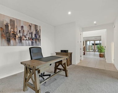 4195 W Landberg Avenue - Photo Thumbnail 20
