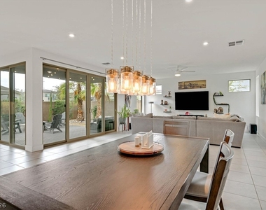 4195 W Landberg Avenue - Photo Thumbnail 17
