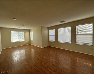 10749 Chickasaw Bend Court - Photo Thumbnail 9