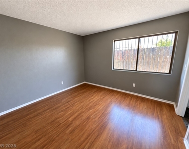 2100 Stewart Avenue - Photo Thumbnail 4