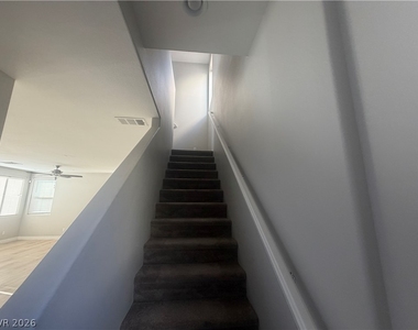 8481 Bellery Avenue - Photo Thumbnail 10