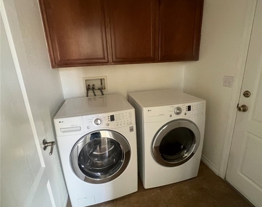 8974 Ellenbrook Street - Photo Thumbnail 4