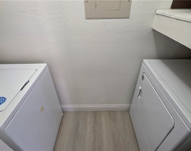 8600 Charleston Boulevard - Photo Thumbnail 8
