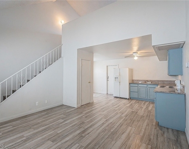 5168 Garden Lane - Photo Thumbnail 5