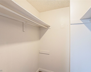 5168 Garden Lane - Photo Thumbnail 13