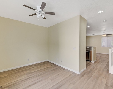 9821 Hanover Grove Avenue - Photo Thumbnail 10