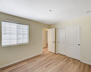 9821 Hanover Grove Avenue - Photo Thumbnail 37