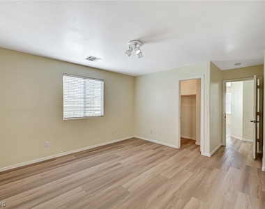 9821 Hanover Grove Avenue - Photo Thumbnail 25