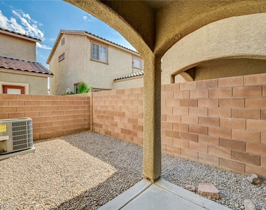 9821 Hanover Grove Avenue - Photo Thumbnail 43