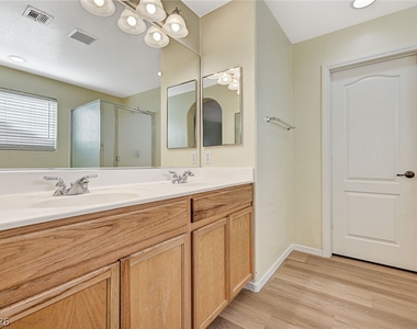 9821 Hanover Grove Avenue - Photo Thumbnail 28