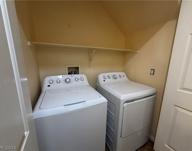 8189 Shellstone Avenue - Photo Thumbnail 14