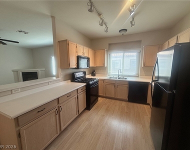 5104 Jordan Frey Street - Photo Thumbnail 3