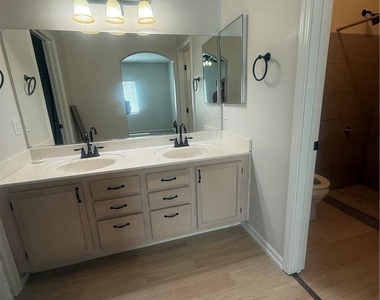 5104 Jordan Frey Street - Photo Thumbnail 15