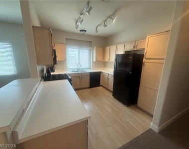 5104 Jordan Frey Street - Photo Thumbnail 5
