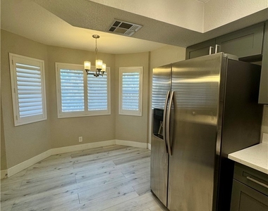 1400 Oak Rock Drive - Photo Thumbnail 4