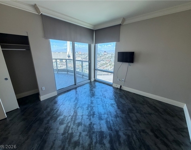 222 Karen Avenue - Photo Thumbnail 16