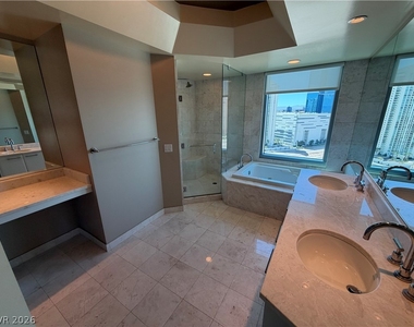 222 Karen Avenue - Photo Thumbnail 13