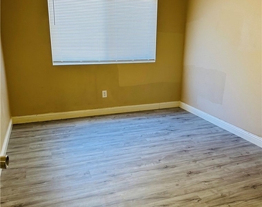 8600 W Charleston Boulevard - Photo Thumbnail 13